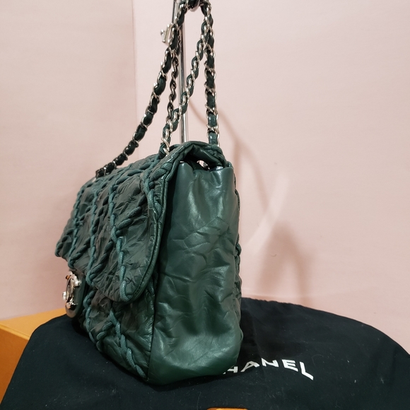 SOLD thank you! Auth Ultra stitch Jumbo Flap bag - Picture 7 of 16